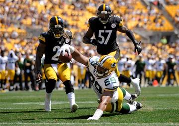 (AP Photo/Vincent Pugliese). Green Bay Packers tight end Richard Rodgers (89) stretches for the end zone and a touchdown in front of Pittsburgh Steelers inside linebacker Terence Garvin (57) and safety Sharmako Thoms, left, during the second quarter of...